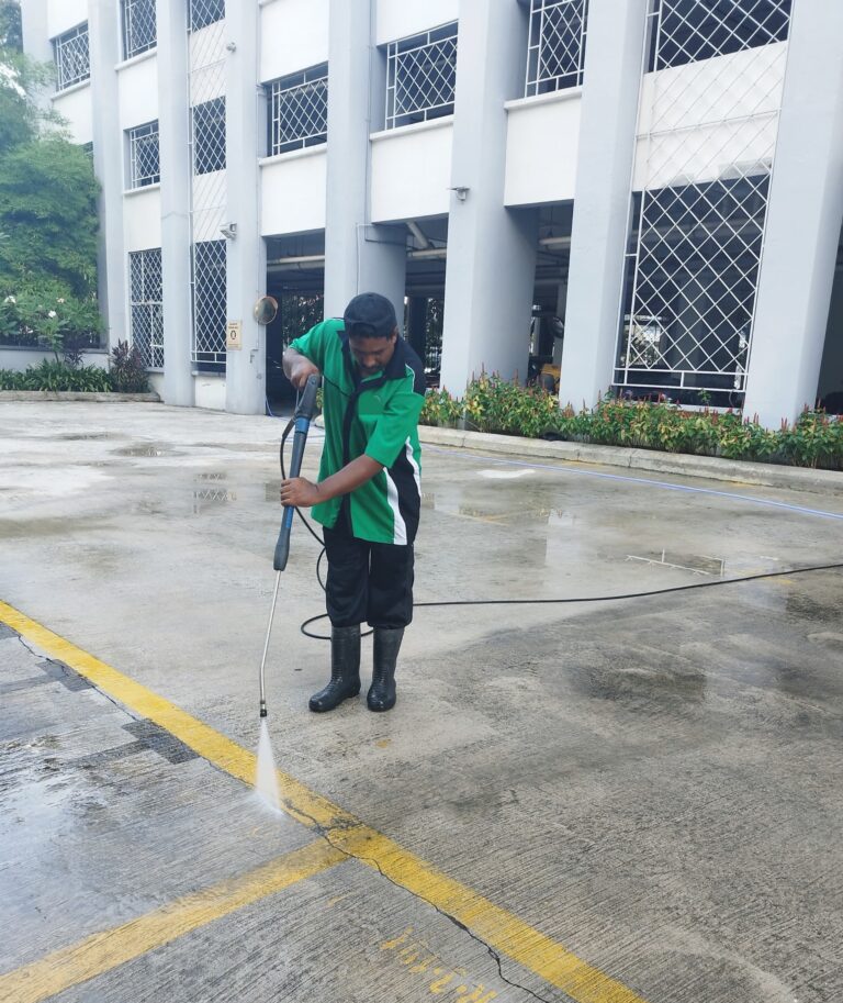 🚿 Water Jet Pressure Cleaning in PJ & Malaysia: Why It’s the Best Way to Deep Clean